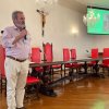 José Luiz Tejon realiza palestra na Santa Casa de Santos e emociona colaboradores